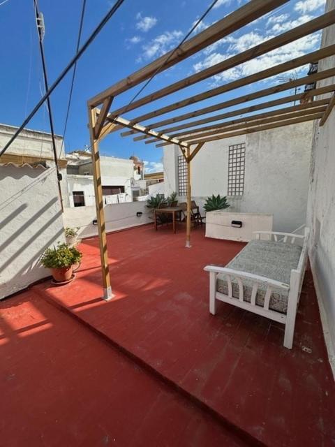 Apartment In Old Town With Roof Terrace And Fibre, タリファ エクステリア 写真