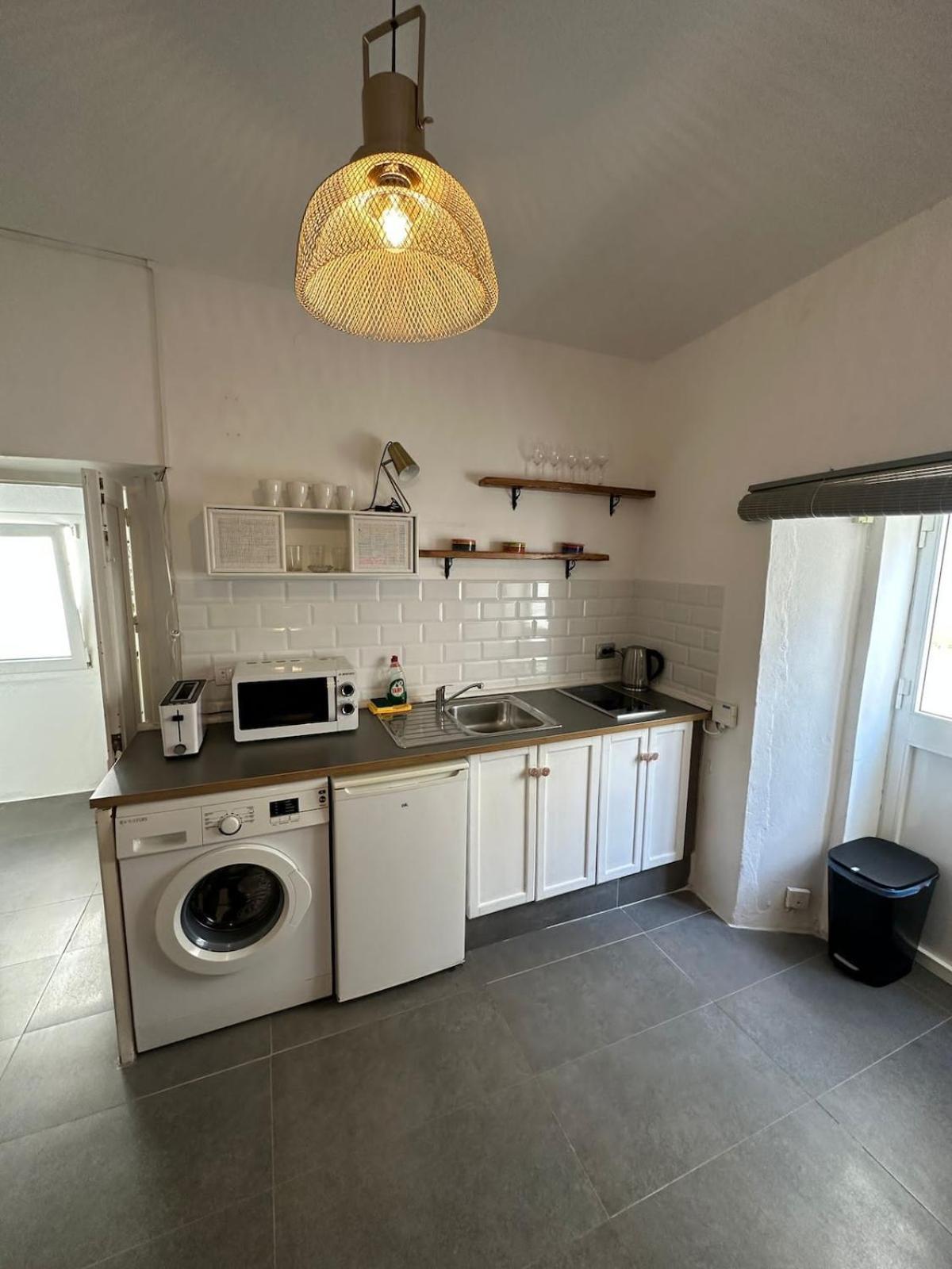 Apartment In Old Town With Roof Terrace And Fibre, タリファ エクステリア 写真